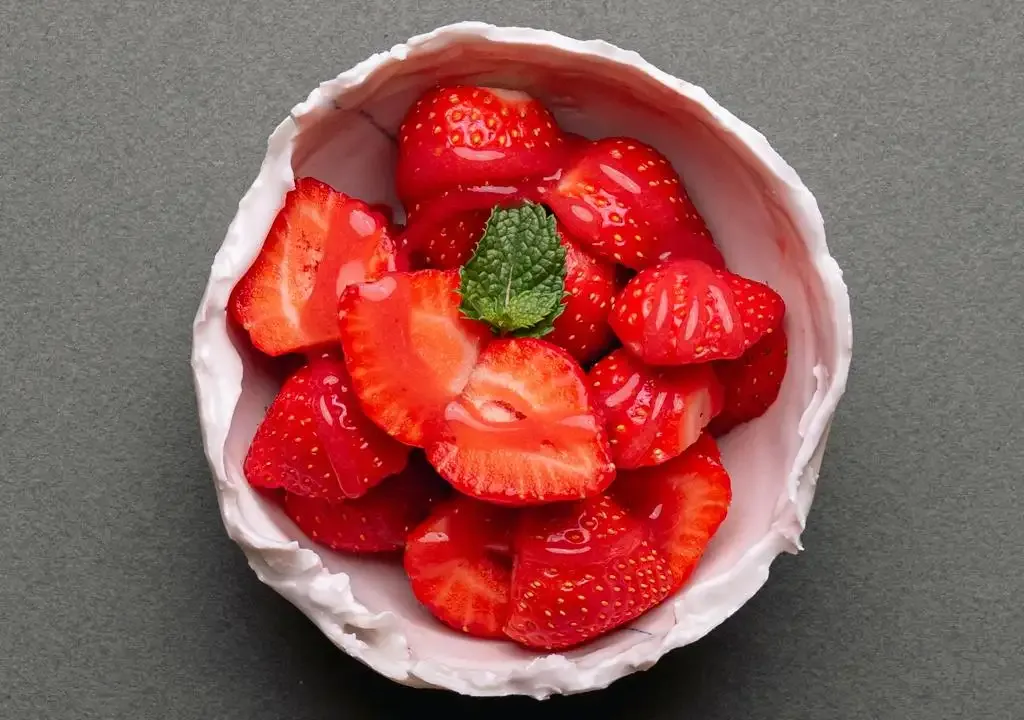 Salade de fraises fraîches